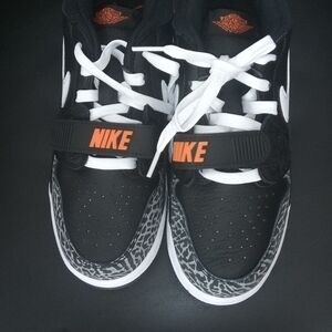  6.5 (GS) Jordan Legacy 312 Low Windy City